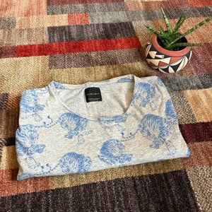 Zara man tiger print tee size M